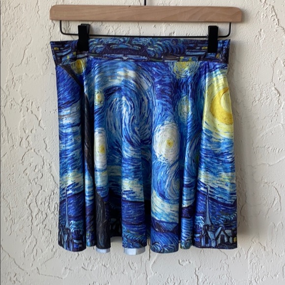 Starry Night Print Pleated Short Skater Skirt - Picture 2 of 12